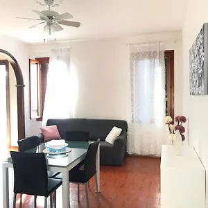 Casa Giulia , Mestre Italia